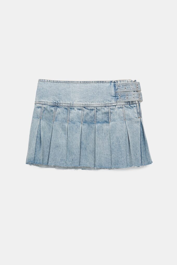 Ariana Grande “We Can’t Be Friends” Style: Denim Mini Skirt Ariana Grande Ariana Grande