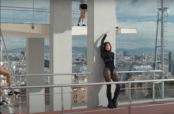 Dua Lipa’s “Illusion” Music Video Style: Black Leather Boots Dua Lipa Dua Lipa