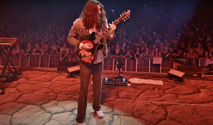 Hozier’s “Too Sweet” Music Video Style: White Textile Sneakers Hozier Hozier